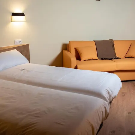 Pallozas Turisticas Ridicodias - A Vieira