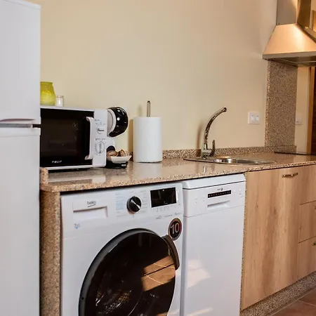 Pallozas Turisticas Ridicodias - A Vieira Hébergement de vacances Laza