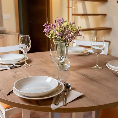 Pallozas Turisticas Ridicodias - A Vieira *