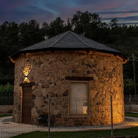 Holiday home Pallozas Turisticas Ridicodias - A Vieira