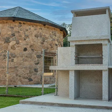 Pallozas Turisticas Ridicodias - A Vieira