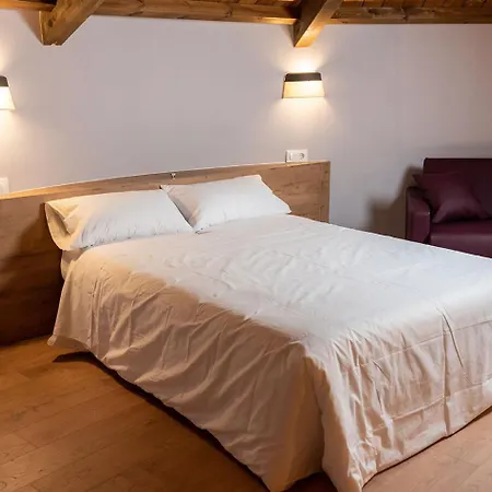 Pallozas Turisticas Ridicodias - A Vieira Laza